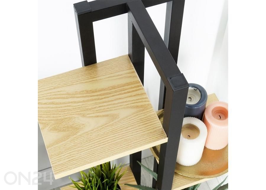 Lillepostament, 4 tasandiline suurendatud