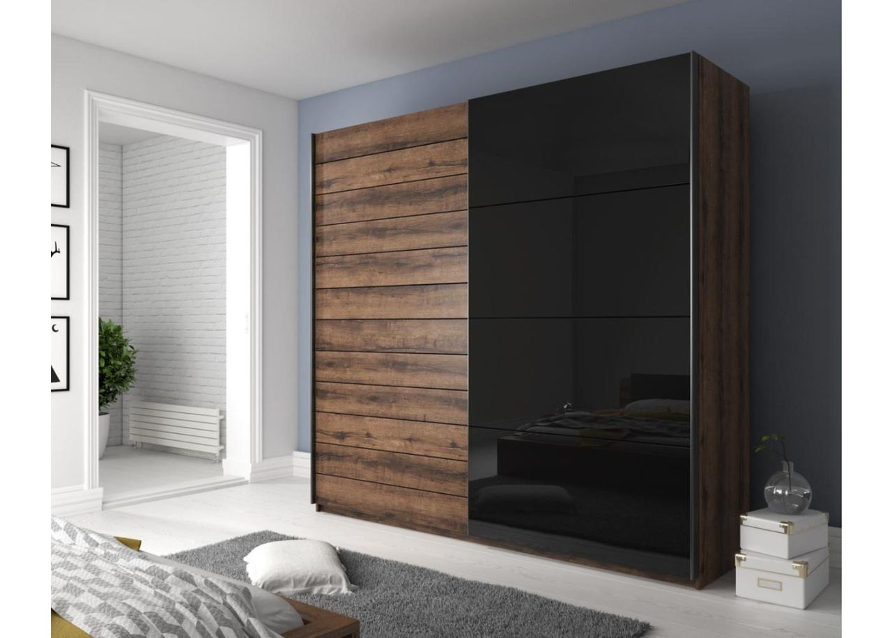 Lükandustega riidekapp suurendatud