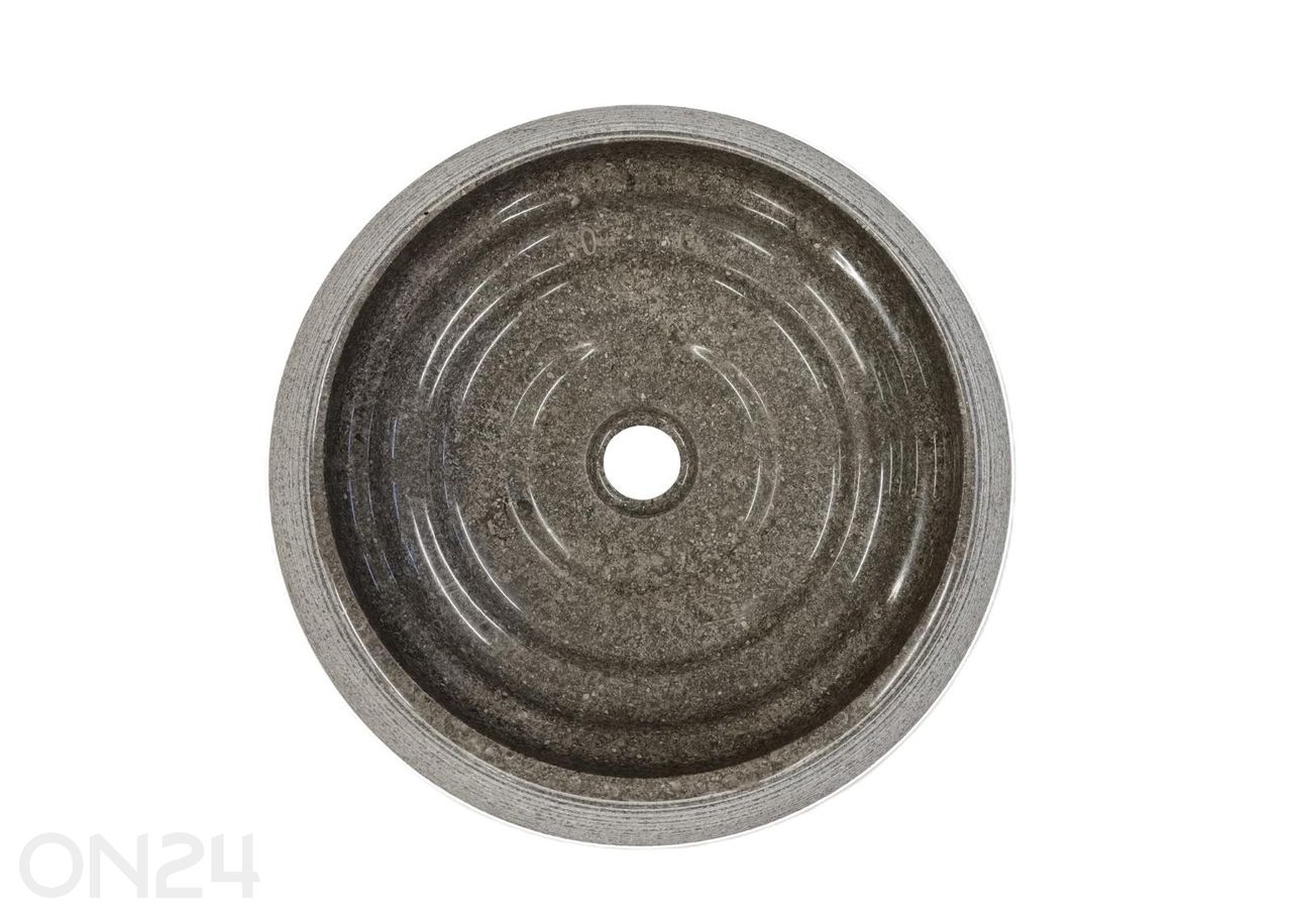 Marmorist valamu suurendatud