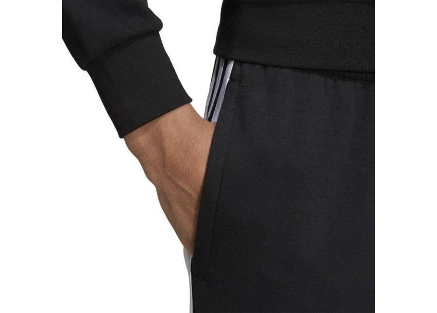 Meeste dressipüksid adidas Essentials 3 S Tapered Pant FL M DQ3095 suurendatud
