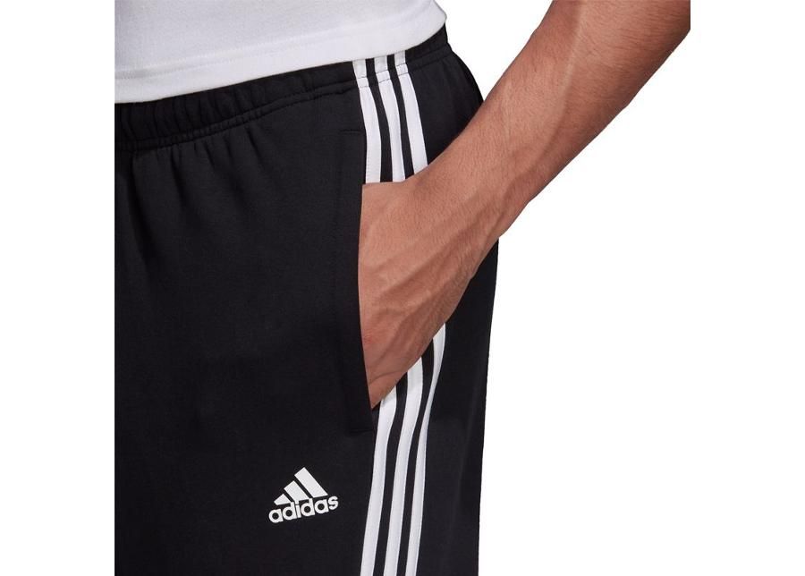 Meeste dressipüksid Adidas Must Haves Tapared M FK6884 suurendatud