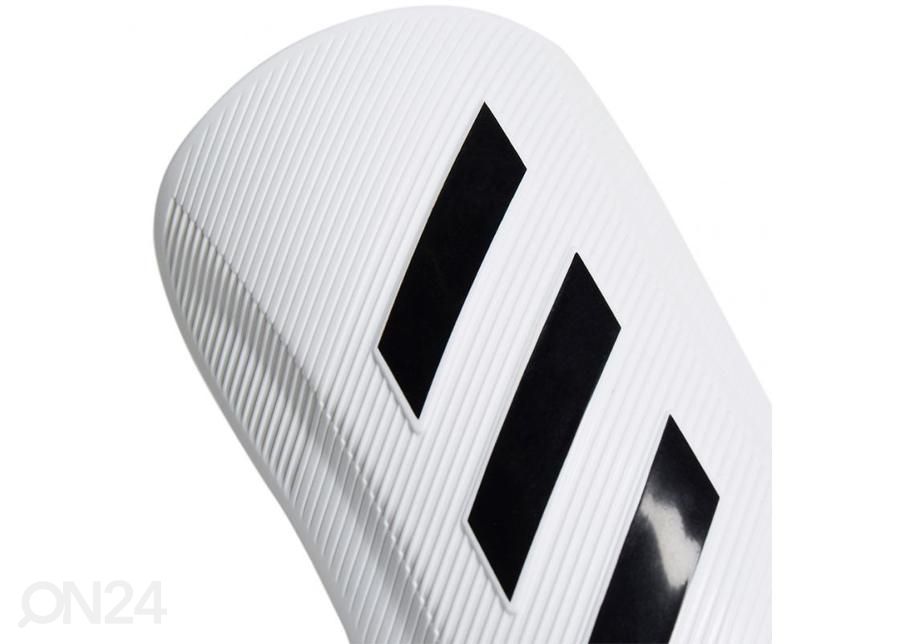 Meeste jalgpalli säärekaitsmed Adidas Tiro SG EU Club suurendatud
