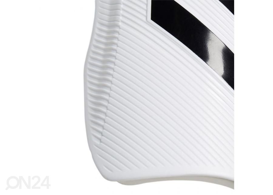 Meeste jalgpalli säärekaitsmed Adidas Tiro SG EU Club suurendatud