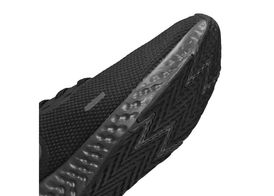 Meeste jooksujalatsid Nike Revolution 5 FlyEase M BQ3211-001 suurendatud