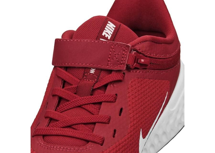 Meeste jooksujalatsid Nike Revolution 5 FlyEase Wide M CJ9885-600 suurendatud