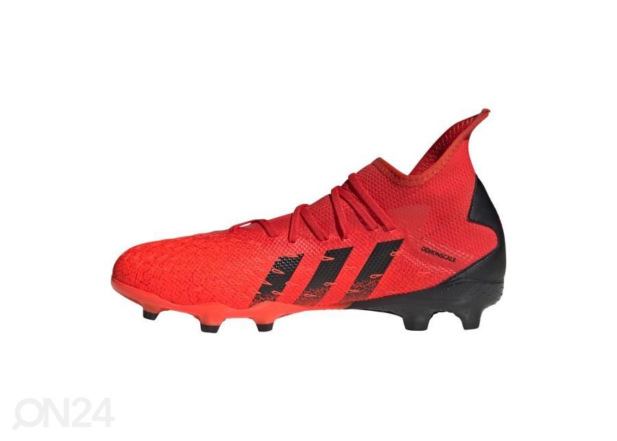 Meeste muru jalgpallijalatsid Adidas Predator Freak.3 FG suurendatud