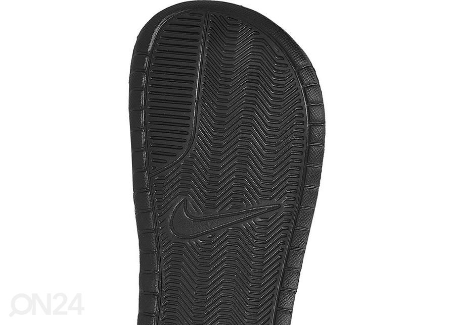 Meeste plätud Nike Sportswear Benassi Swoosh M 312618-011 suurendatud