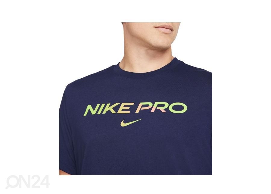 Meeste treeningsärk Nike Pro suurendatud