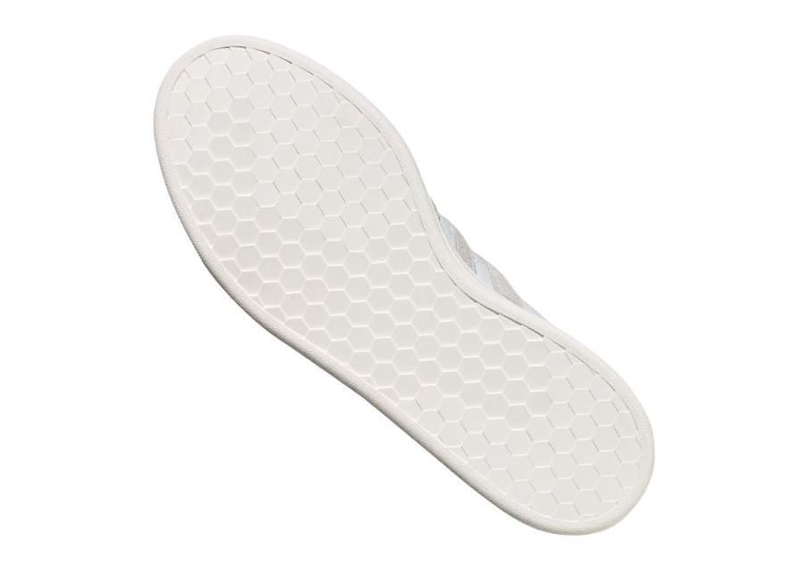 Meeste vabaajajalatsid Adidas Grand Court M EG7890 suurendatud