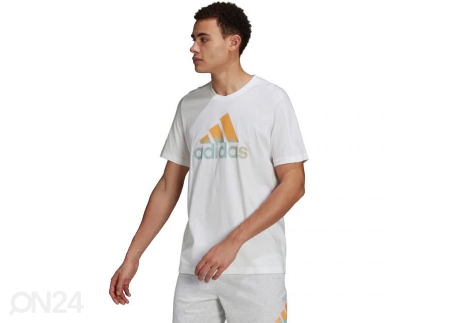 Meeste vabaajasärk Adidas Essentials suurendatud