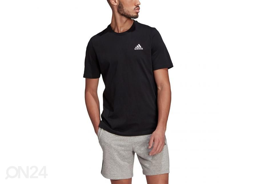 Meeste vabaajasärk Adidas Essentials Embroidered Small Logo Tee suurendatud