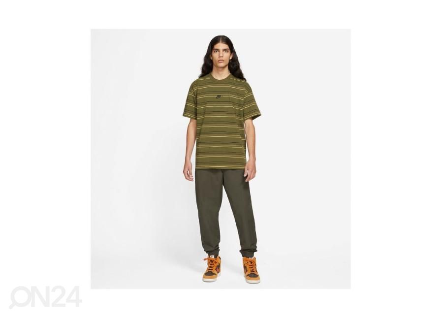 Meeste vabaajasärk Nike NSW Premium Essentials suurendatud