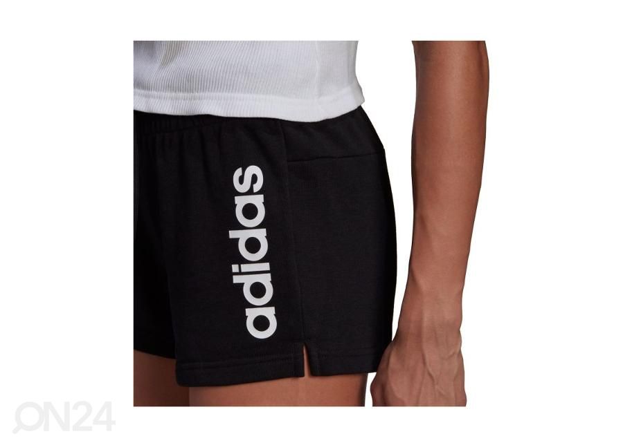 Naiste lühikesed vabaajapüksid Adidas Essentials Slim Logo suurendatud