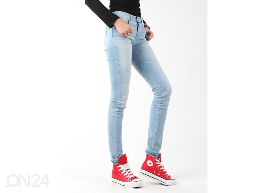 Naiste teksad Wrangler Skinny Sunkissed suurendatud