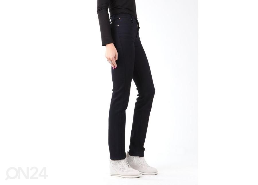 Naiste teksad Wrangler True Blue Slim suurendatud