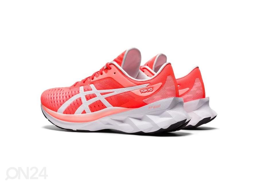 Naiste treeningjalatsid Asics NOVABLAST TOKYO suurendatud