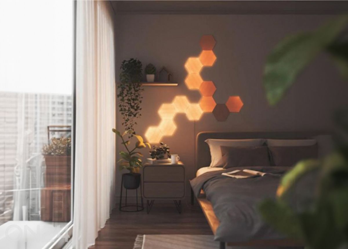 Nanoleaf Elements Wood Look Hexagons stardikomplekt (13 paneeli), soe ja külm valgus suurendatud