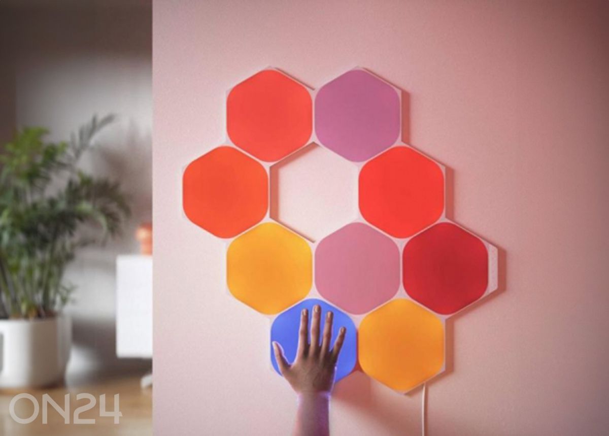 Nanoleaf Shapes Hexagons laienduskomplekt (3 paneeli) suurendatud