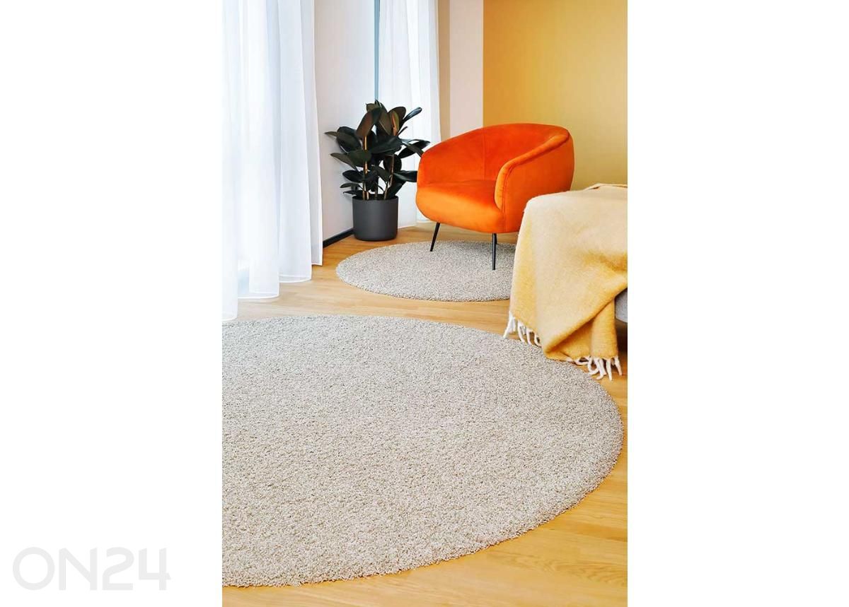 Narma pikakarvaline vaip Spice™ beige ümar Ø 133 cm suurendatud