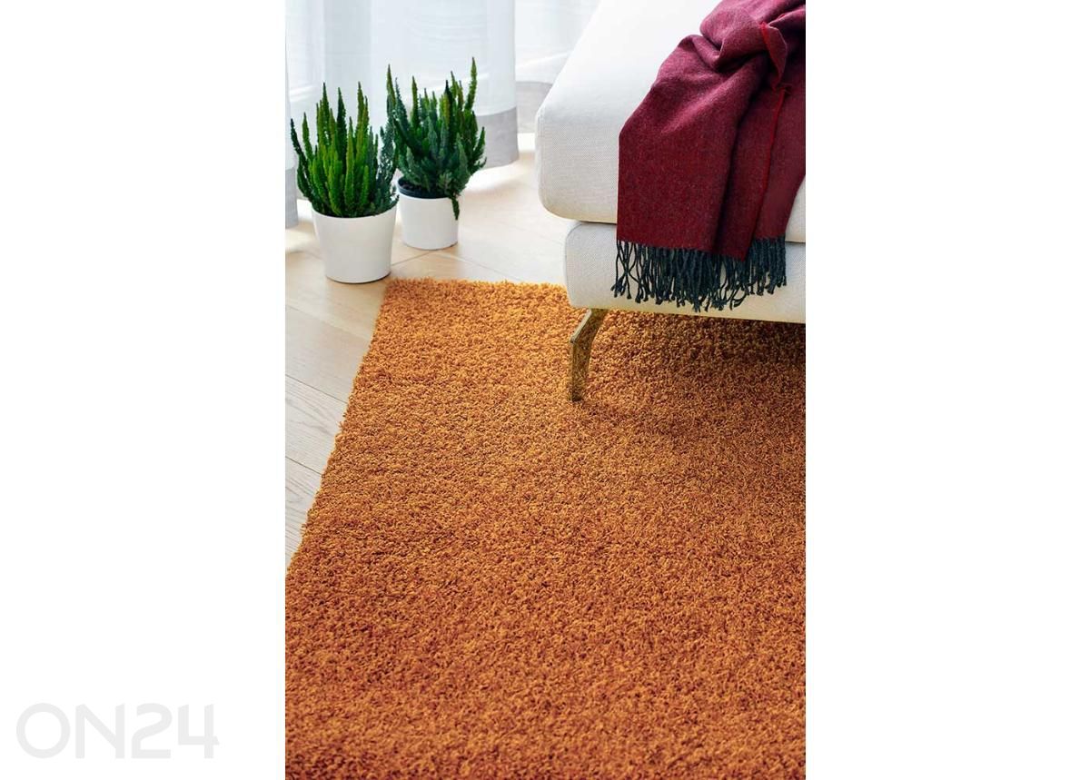Narma pikakarvaline vaip Spice™ caramel ümar Ø 133 cm suurendatud