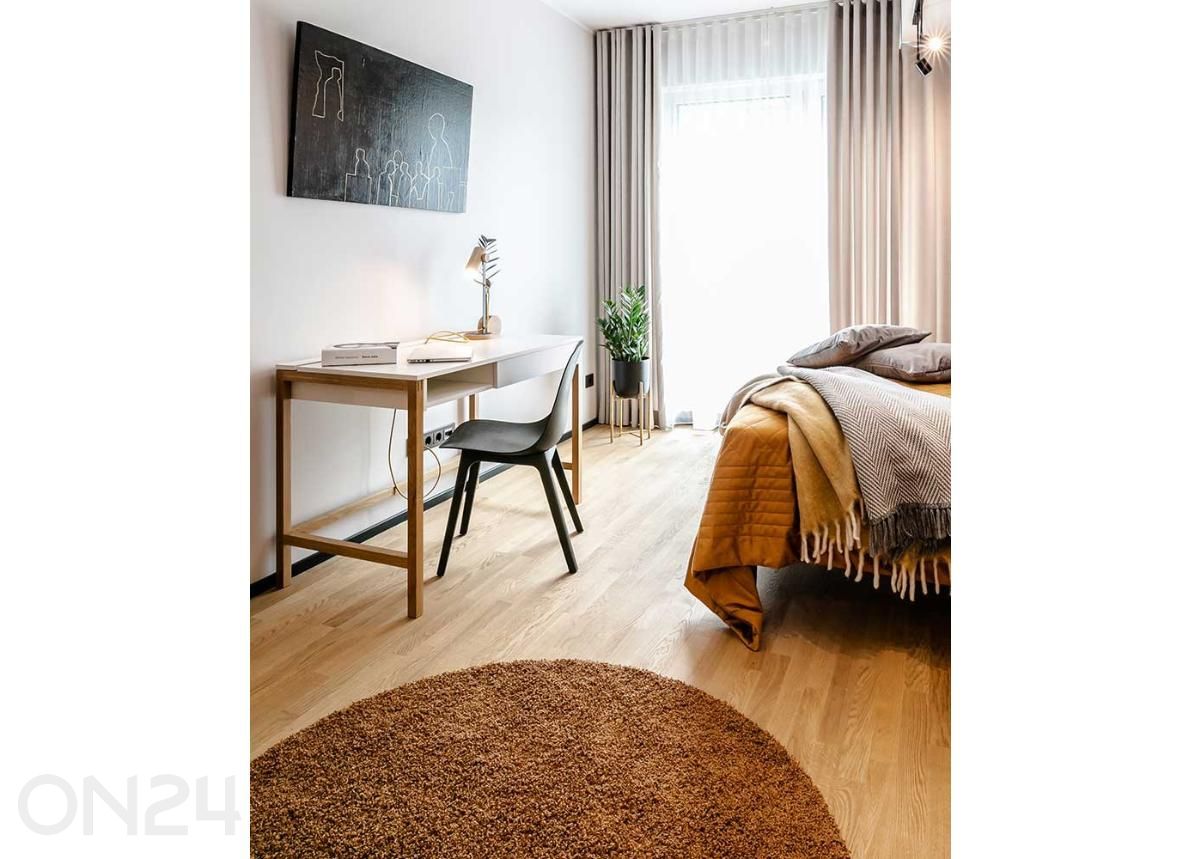 Narma pikakarvaline vaip Spice™ caramel ümar Ø 133 cm suurendatud