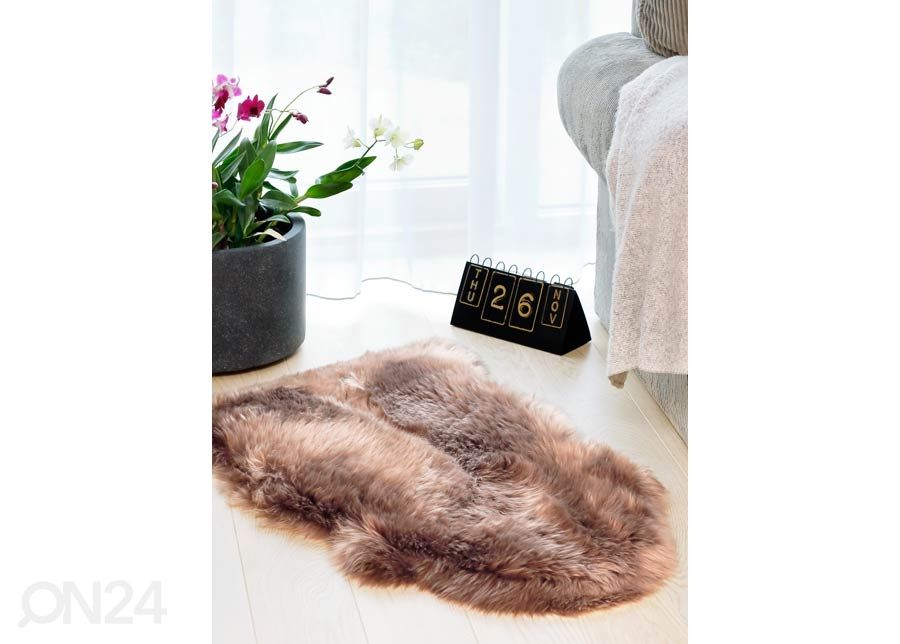 Naturaalne lambanahk Merino caramel M ±60x90 cm suurendatud