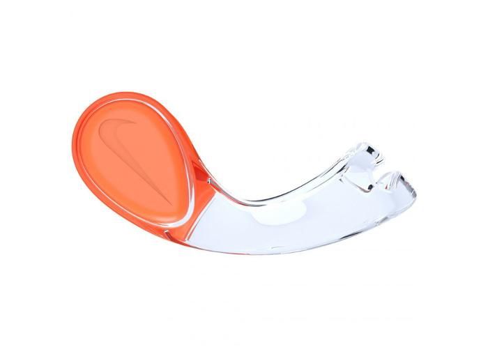 Nina klipp Nike Os suurendatud