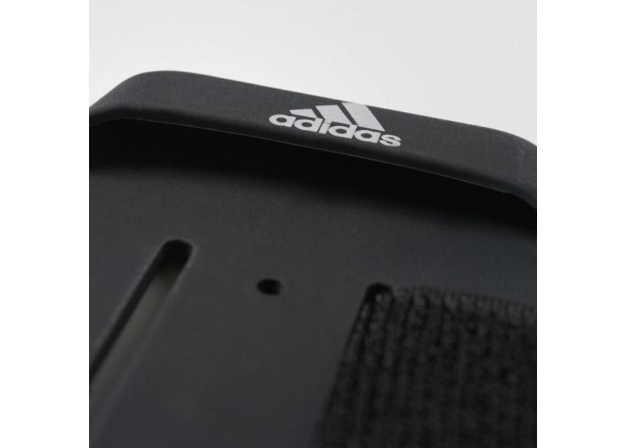 Nutitelefoni hoidja käele Adidas Run Media Arm Pocket AA2238 suurendatud