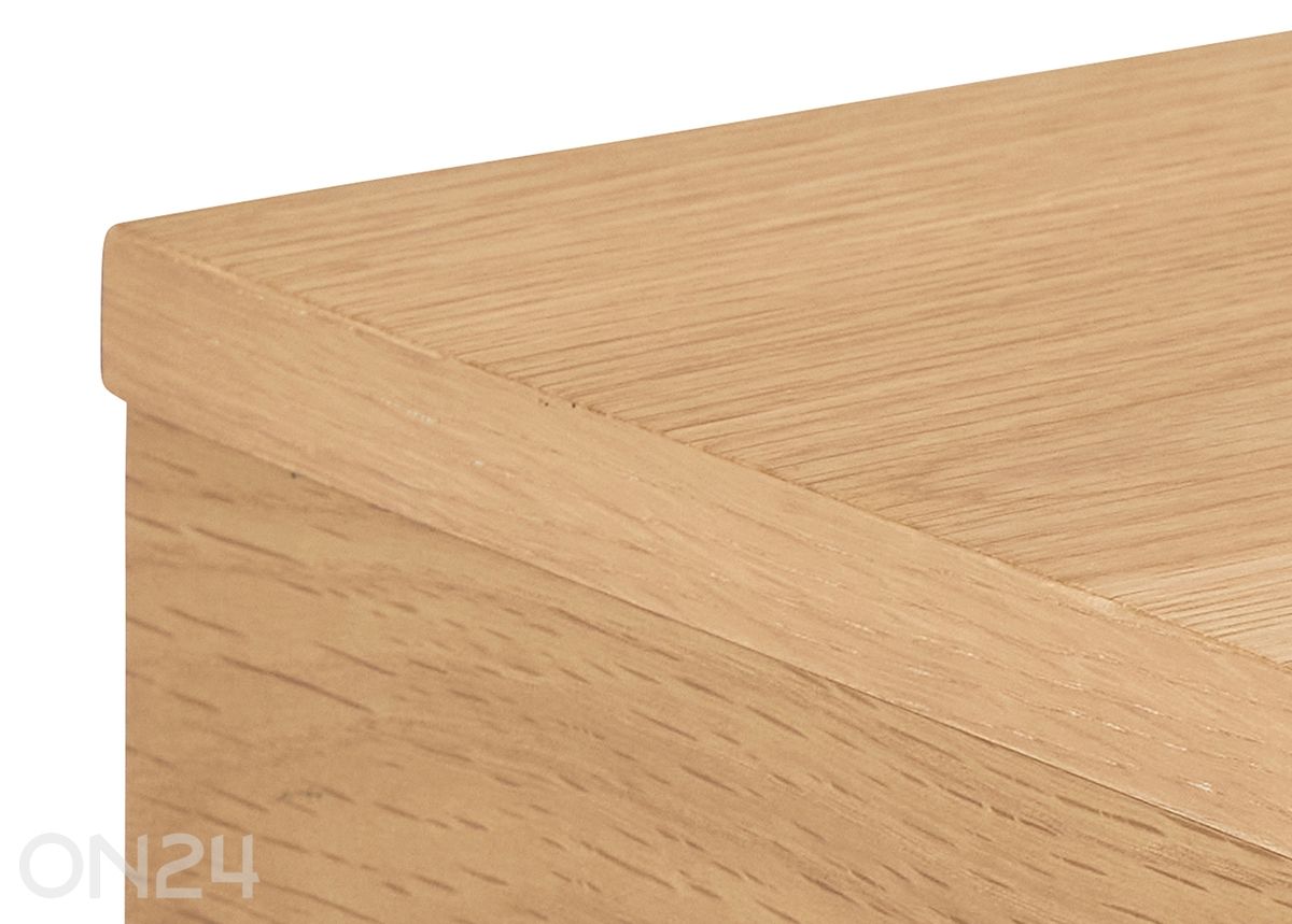 Öökapp Monfort suurendatud