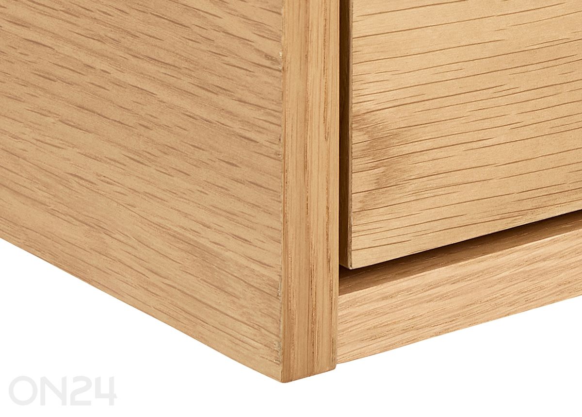 Öökapp Monfort suurendatud