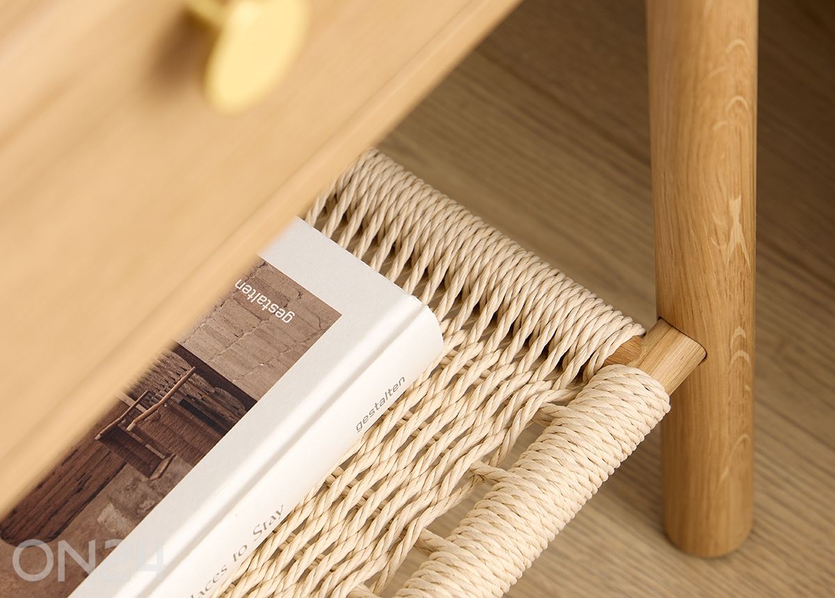 Öökapp Monfort suurendatud