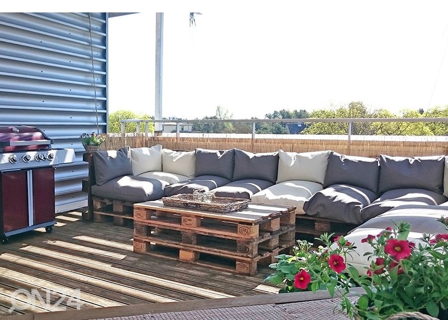 Padi euroalusele Explorer suurendatud