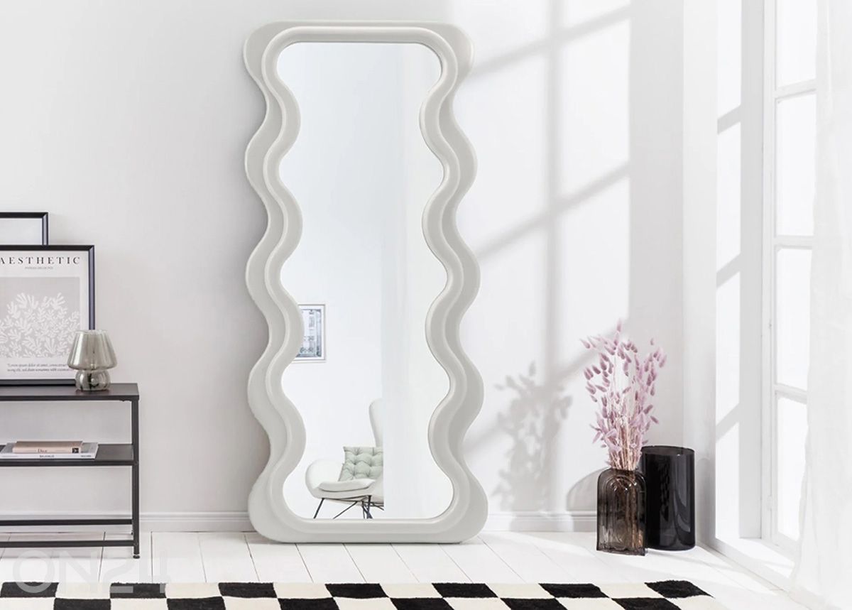 Peegel Curvy suurendatud