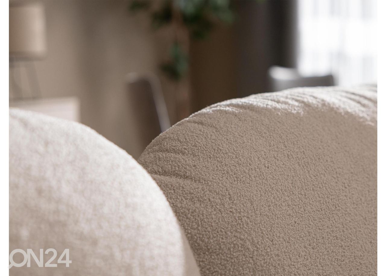 Pesukastiga nurgadiivanvoodi suurendatud