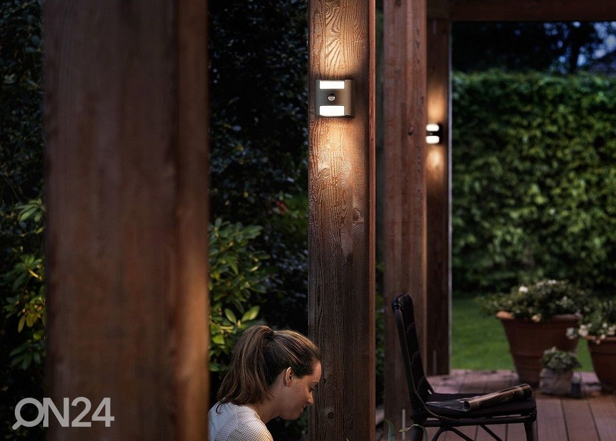 Philips Grass seinalamp liikumisanduriga 2x5,5 W 800lm 2700K suurendatud