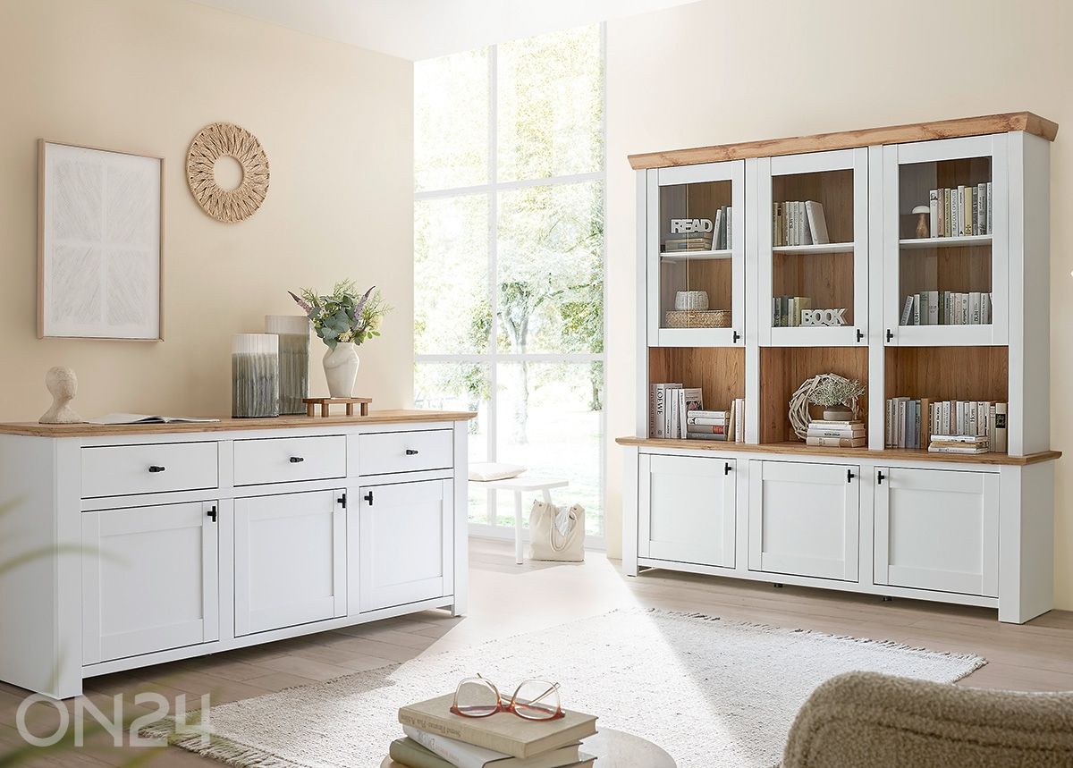 Raamaturiiul Bristol suurendatud