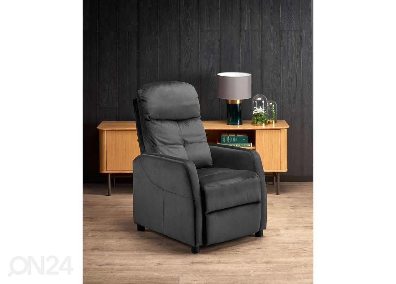 Recliner tugitool suurendatud