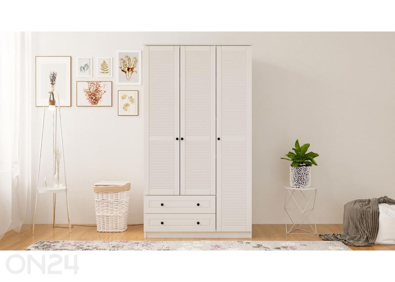 Riidekapp suurendatud