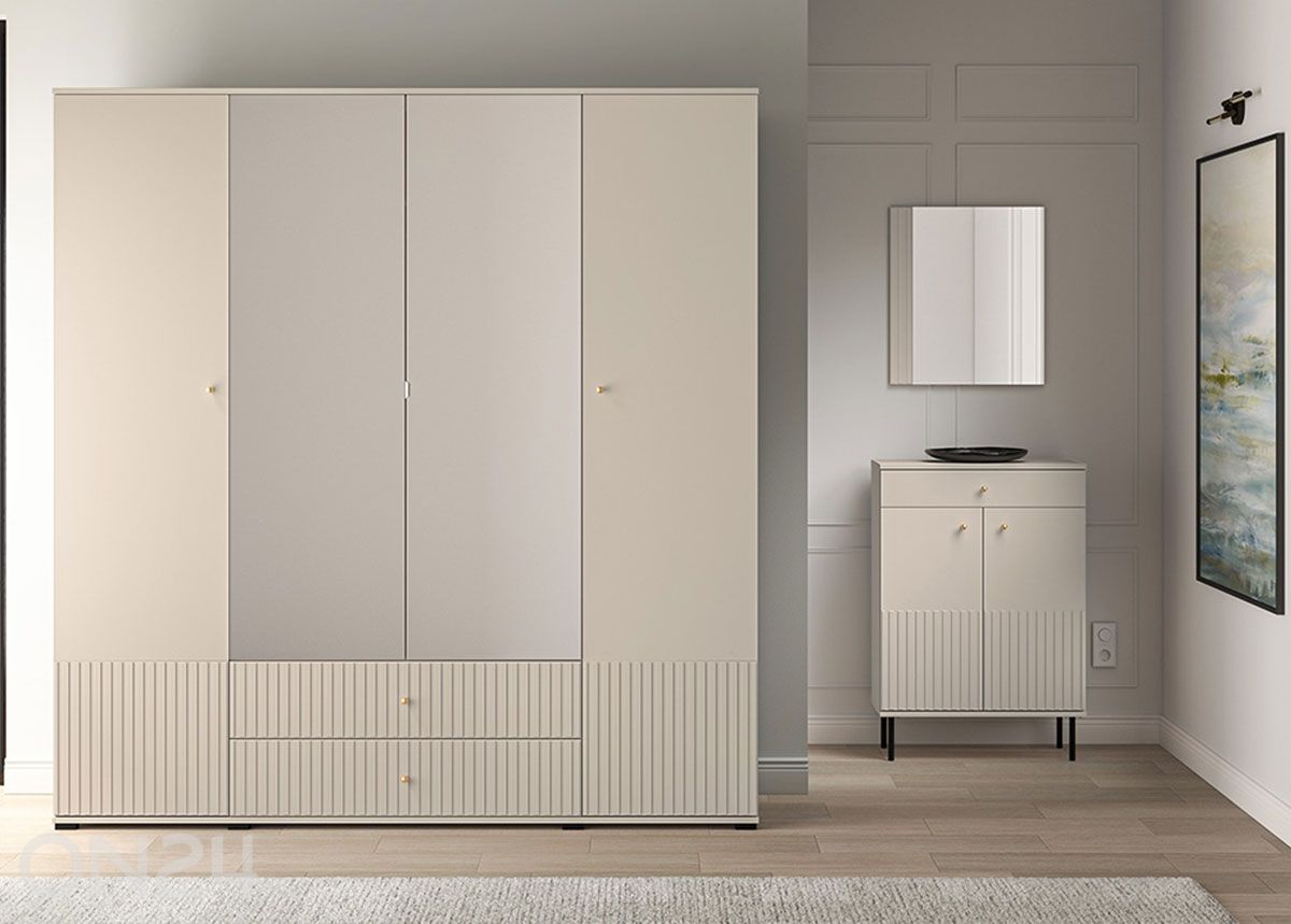 Riidekapp Sophie suurendatud