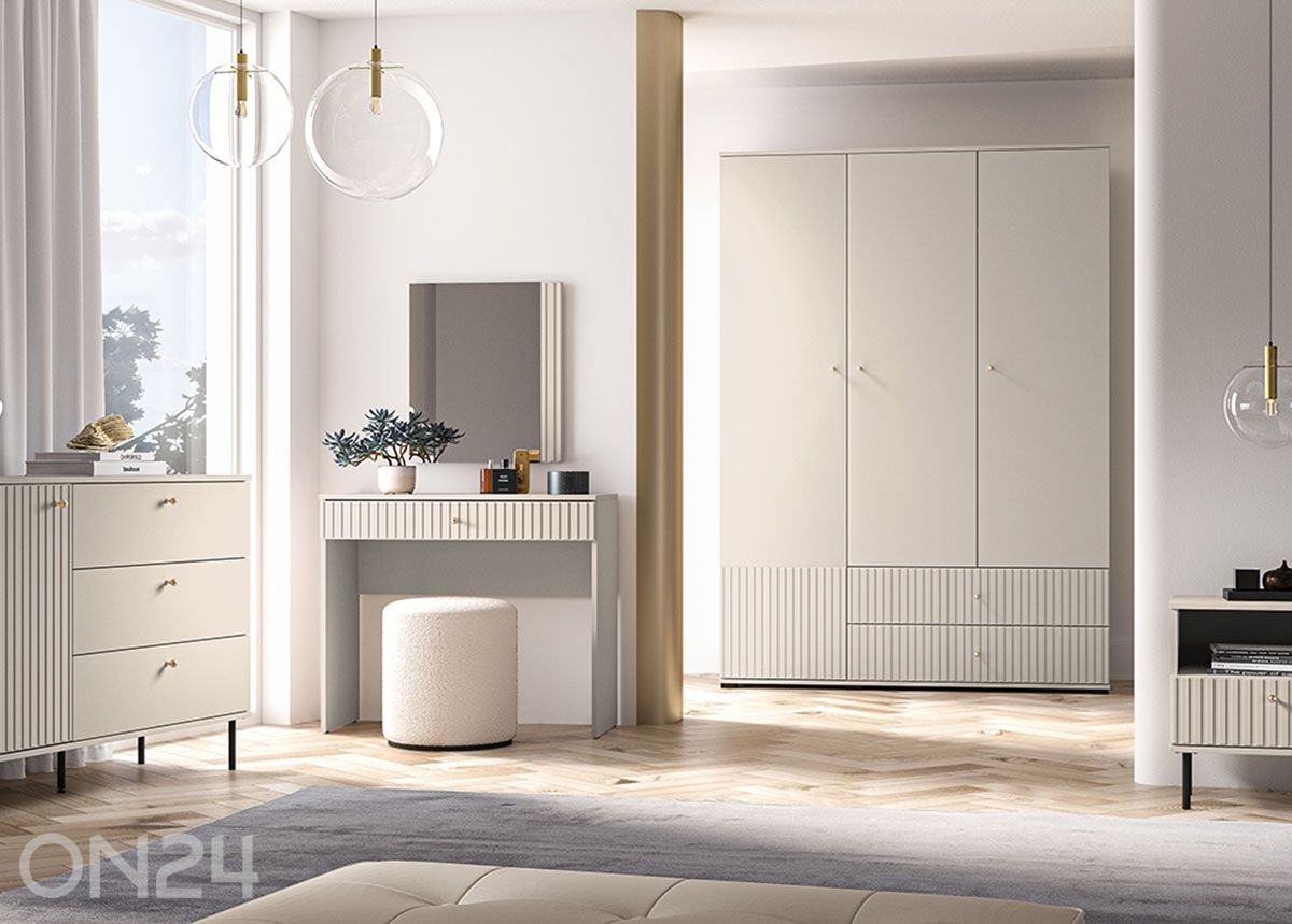 Riidekapp Sophie suurendatud