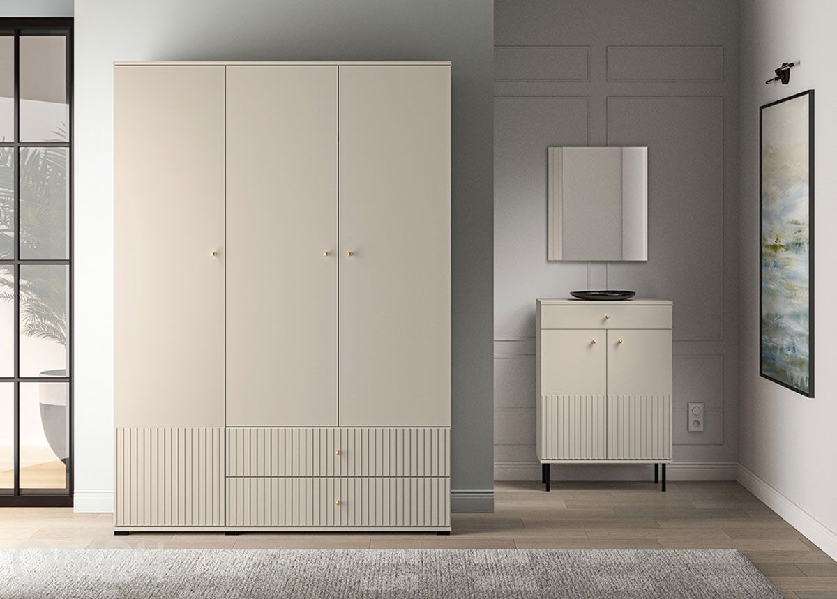 Riidekapp Sophie suurendatud