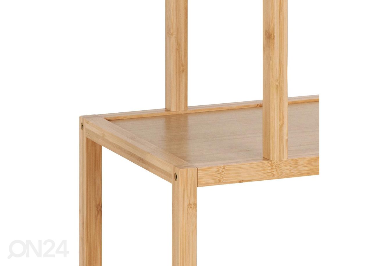 Riiul More suurendatud