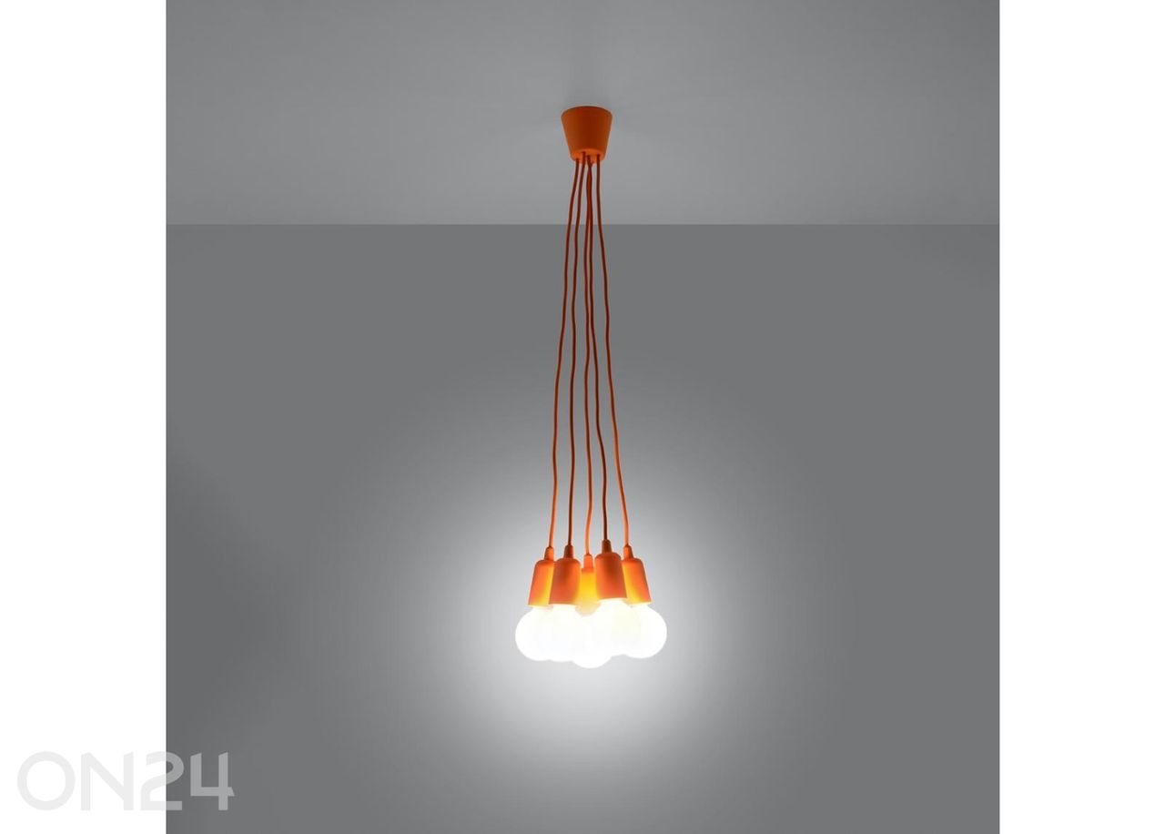 Rippvalgusti Diego 5 suurendatud