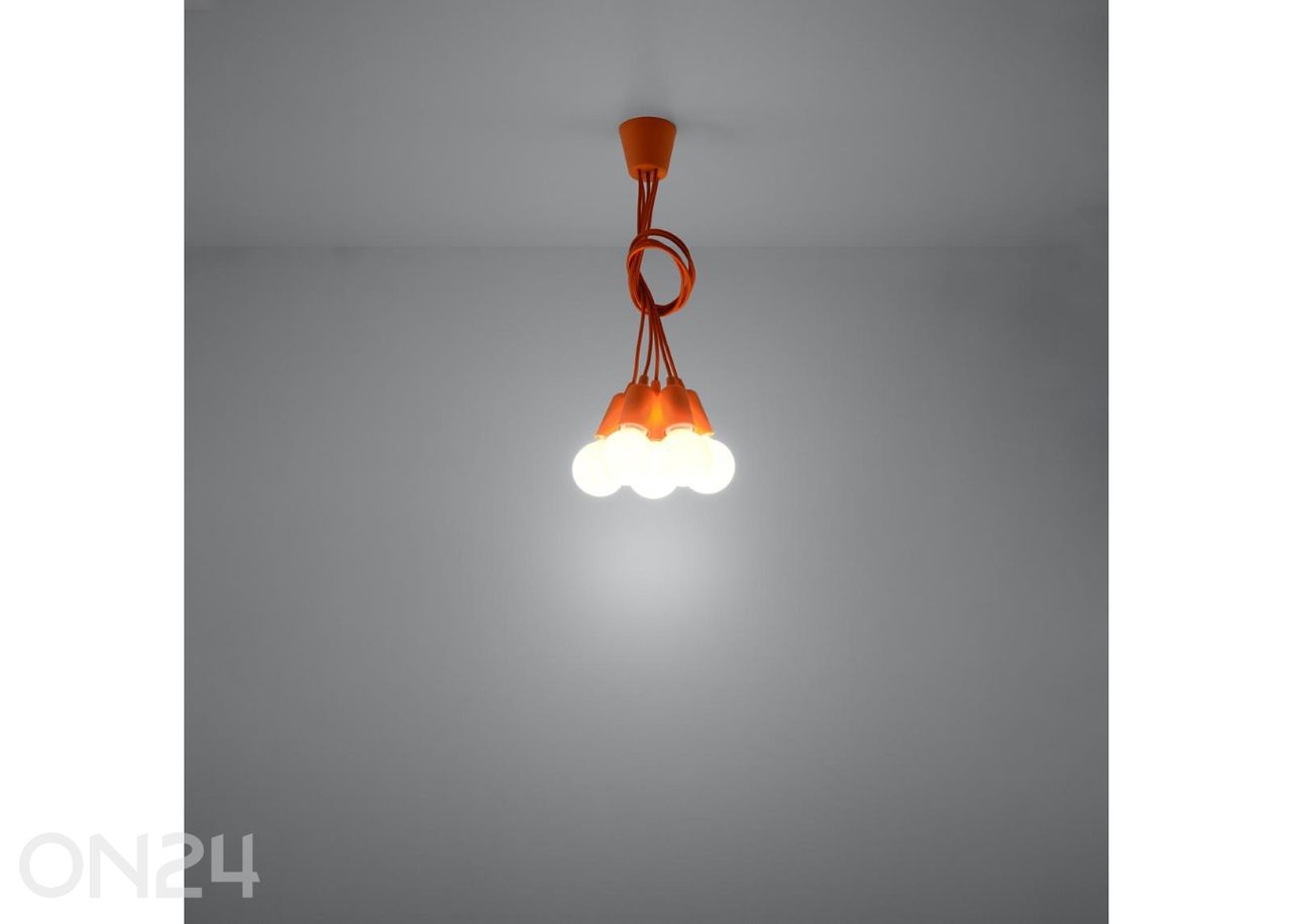 Rippvalgusti Diego 5 suurendatud