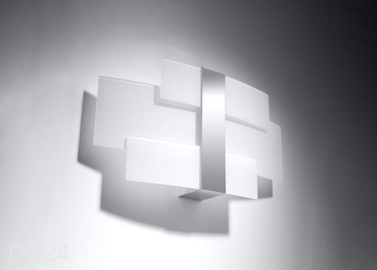 Seinalamp Celia, kroom suurendatud