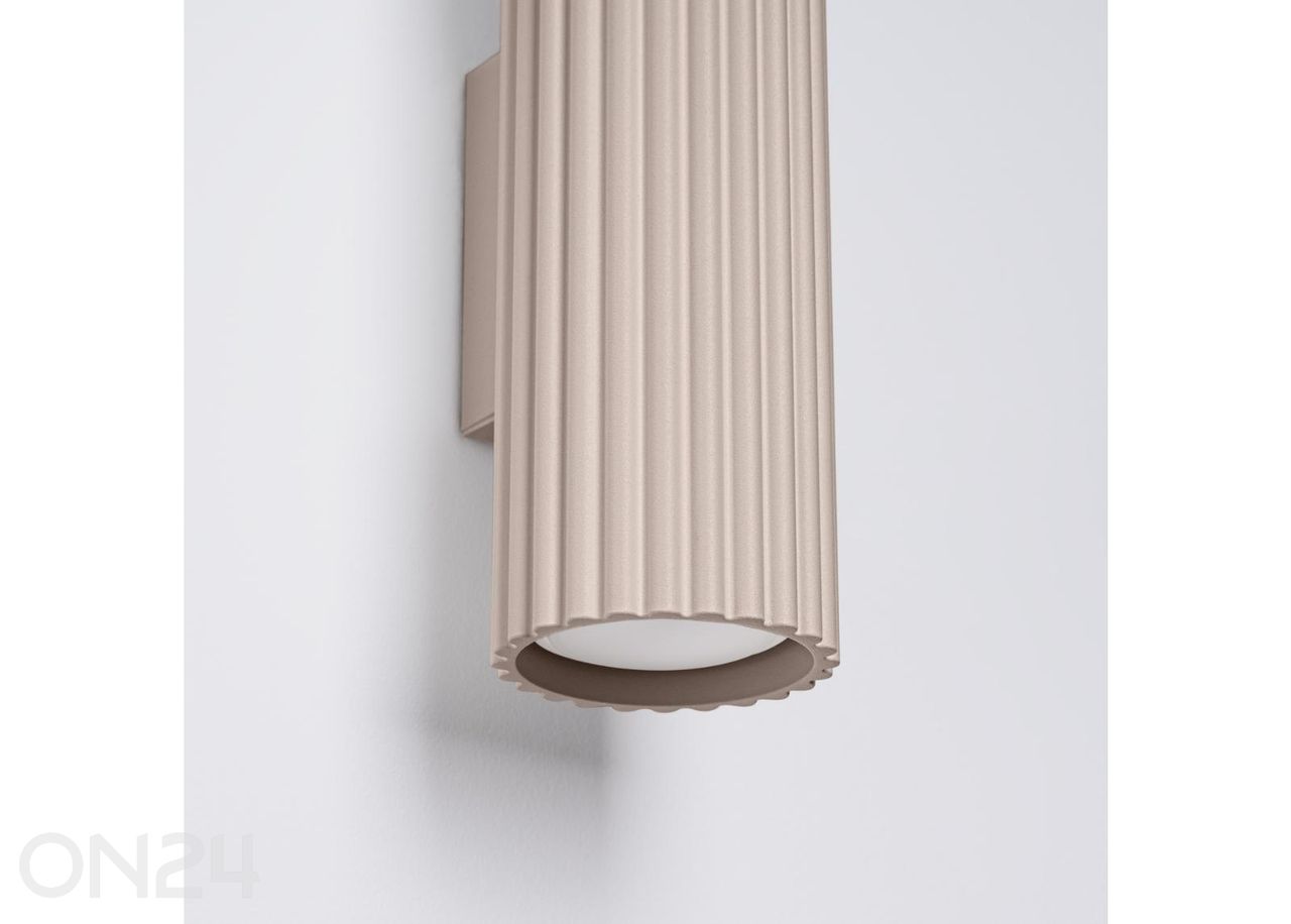 Seinalamp Karbon 20 suurendatud