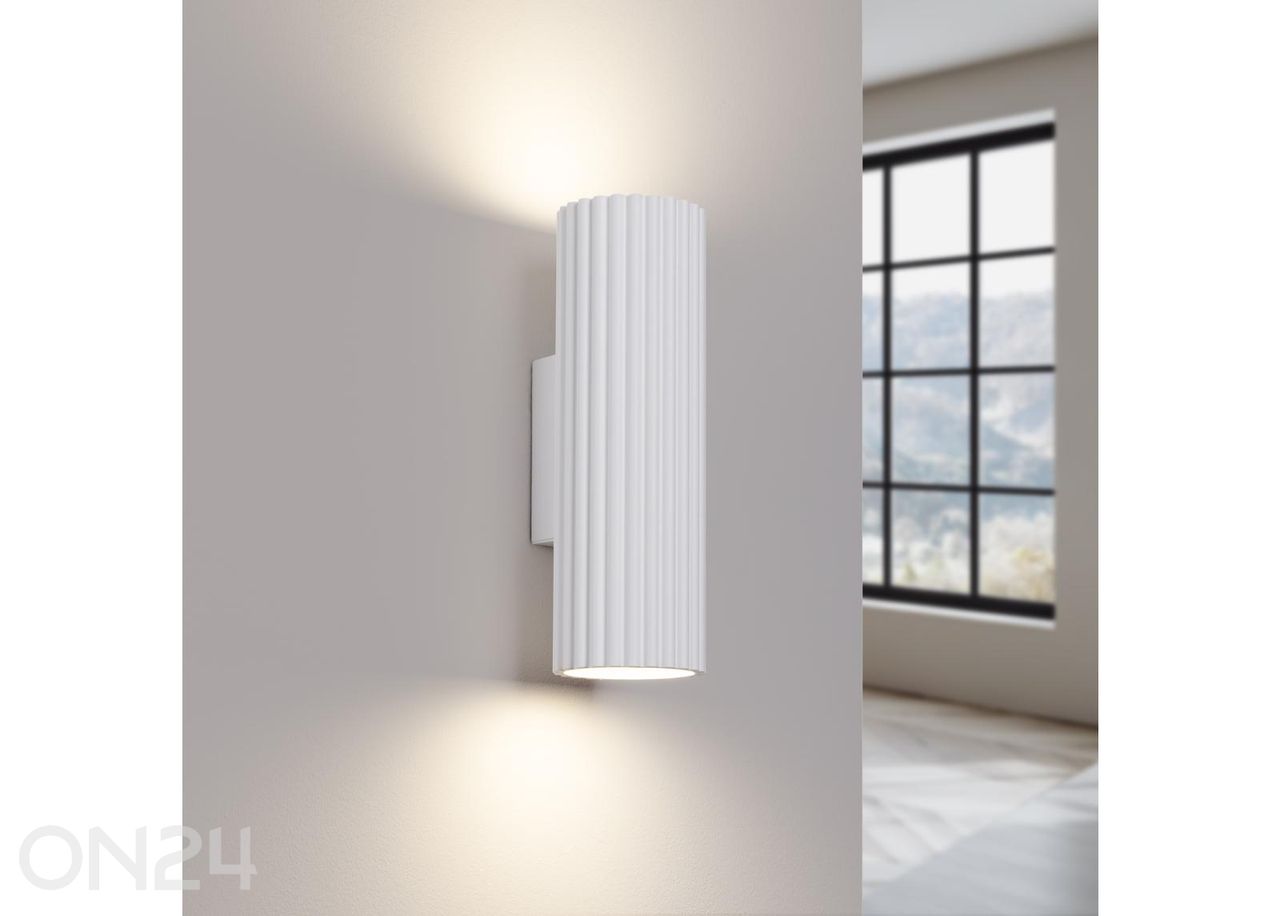 Seinalamp Karbon 20 suurendatud