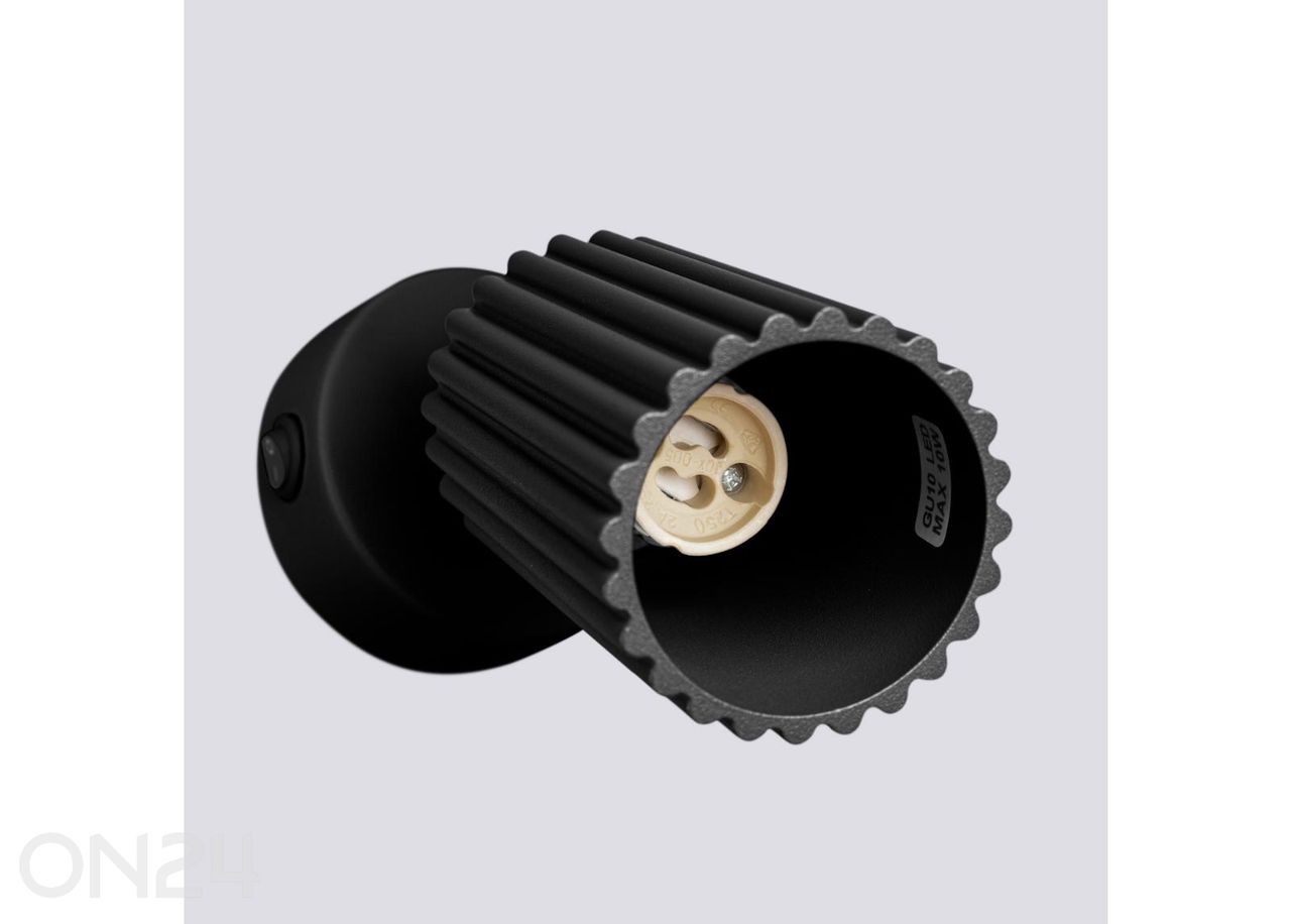 Seinalamp Karbon lülitiga suurendatud