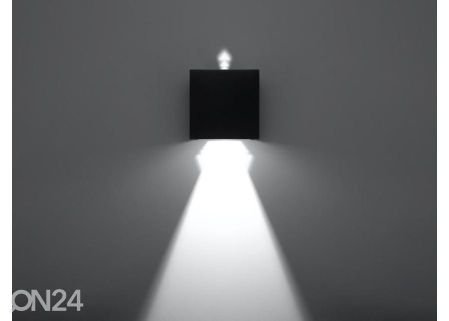 Seinalamp Luca LED suurendatud