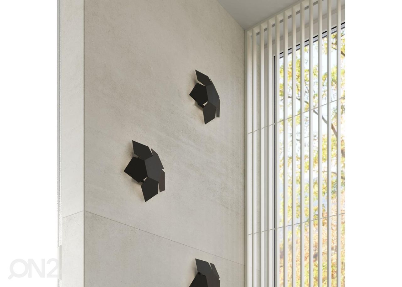 Seinalamp Penta, must suurendatud